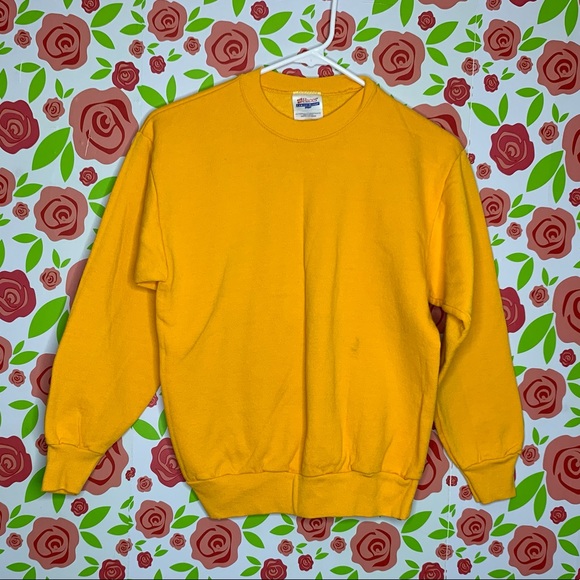 yellow sweatshirt hanes